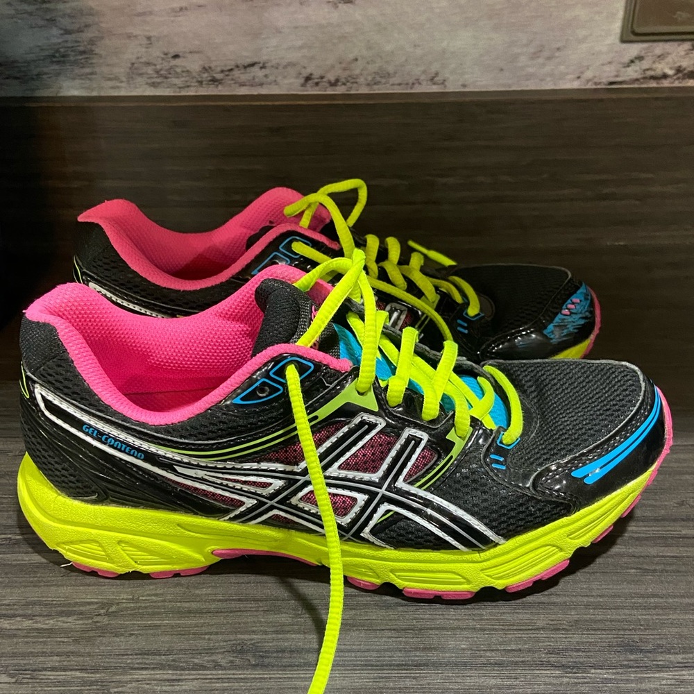 Asics Sneakers